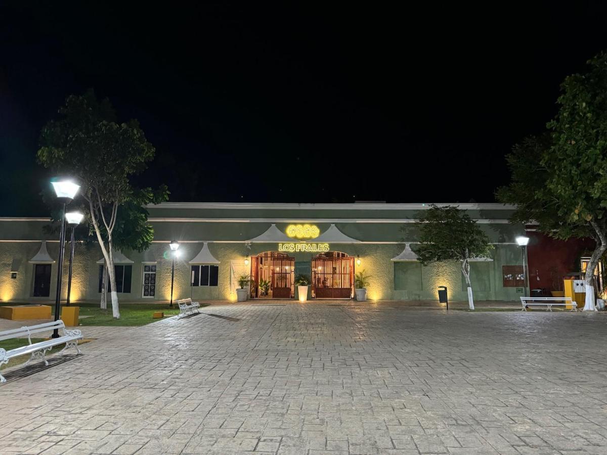 Frater Yucatan Hotel Вальядолід Екстер'єр фото